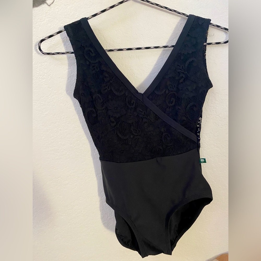 Luckyleo Lace overlay enchant adult small